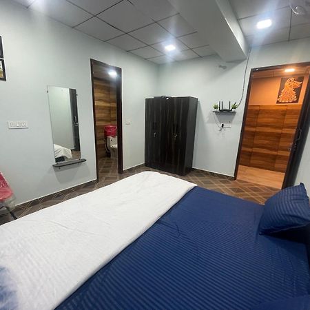 Shiv Shakti Guest House Μπχιβάνι Εξωτερικό φωτογραφία