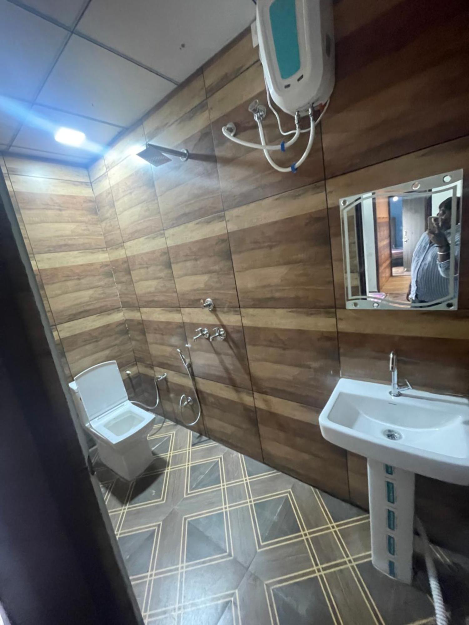 Shiv Shakti Guest House Μπχιβάνι Εξωτερικό φωτογραφία